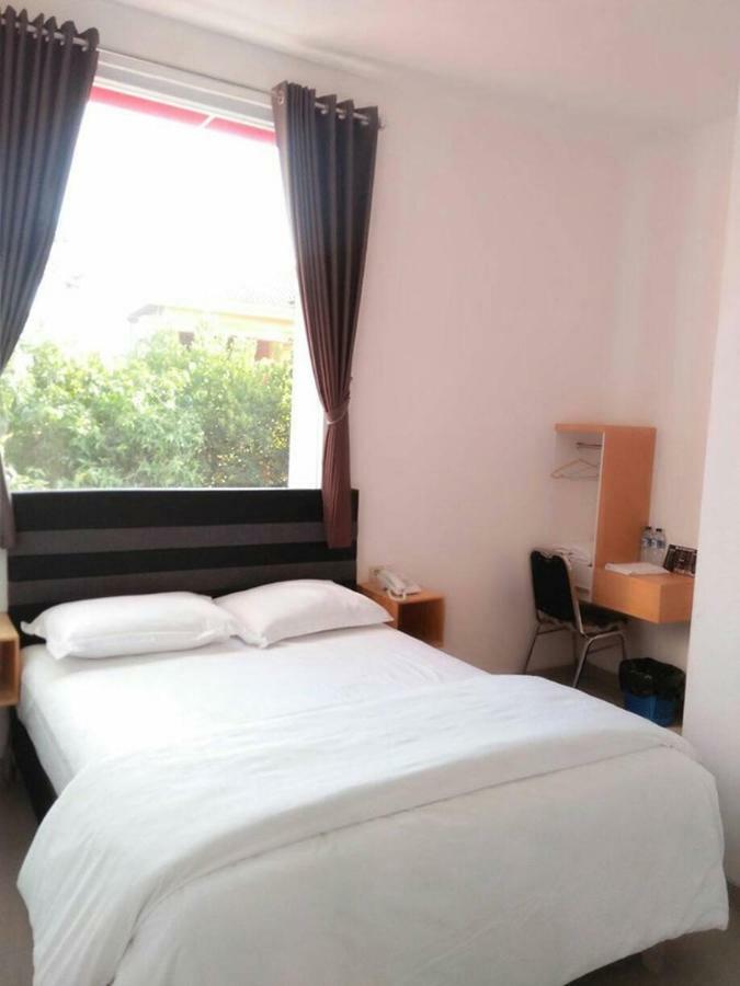 Jaya Sakti Hotel Blora Esterno foto